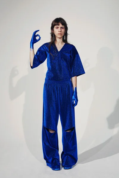 Look 24